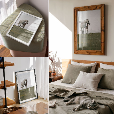 Decoratieve poster De schoonheid van de natuur met het rustgevende schouwspel van paarden.