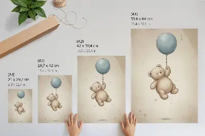 Decoratieve poster teddybeer met een ballon in vrolijke kleuren