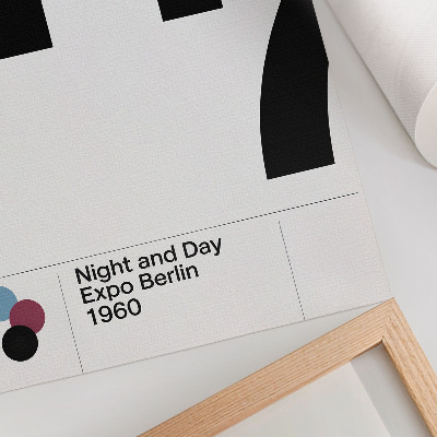 Poster Minimalistisch ontwerp met grote zwart-witte cijfers.