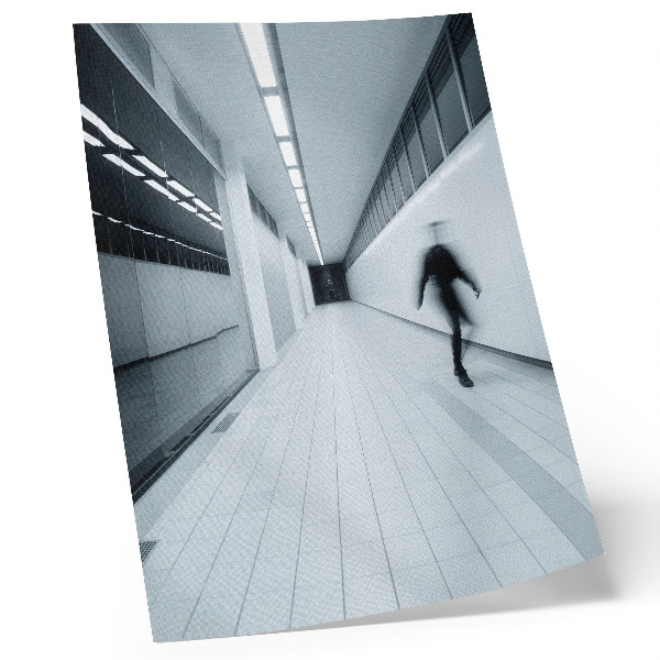 Poster Moderne hal in witte en grijze tinten.