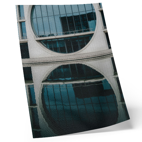 Poster Moderne architectuur, glazen reflectie van het gebouw
