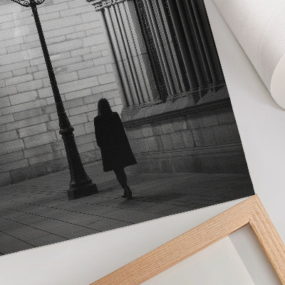 Decoratieve poster Zwart-witte architectuur met een lantaarn 's nachts.