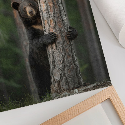 Wandposter Een beer in het bos, realistische compositie.