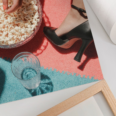 Decoratieve poster Kleurrijk tapijt, popcorn, glas, elegant figuur