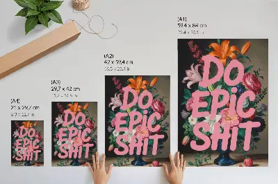 Poster met kleurrijke bloemen en roze letters in levendig contrast