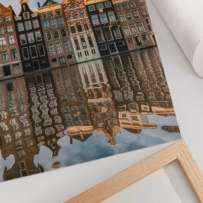 Decoratieve poster Kleurrijke huizen weerspiegelen het ritme van het water in het kanaal