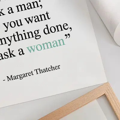 Wandposter met een minimalistische quote die motiveert en inspireert tot eenvoud