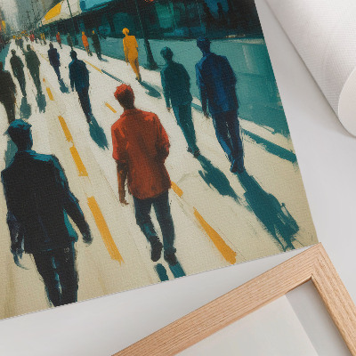 Decoratieve poster Een groep mensen op een kleurrijke stadsstraat.