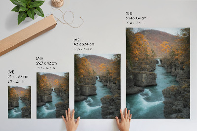 Wandposter Herfstlandschap, bergrivier, rotsachtige hellingen