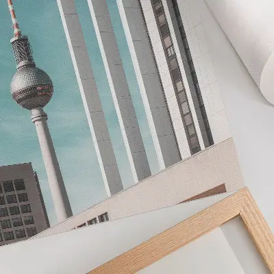 Wandposter minimalistische toren met moderne gebouwen en blauwe lucht