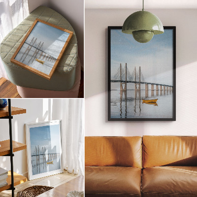 Poster Een brug tegen de hemel en het water met een gele boot.