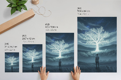 Decoratieve poster Een magische boom tegen de achtergrond van een nachtelijk landschap.