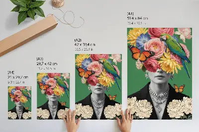 Wandposter met surrealistische afbeeldingen van bloemen, vogels, vlinders en elegante figuren