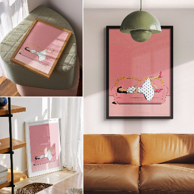 Decoratieve poster Rustgevende ontspanningsscène met een vrouw op een roze bank.