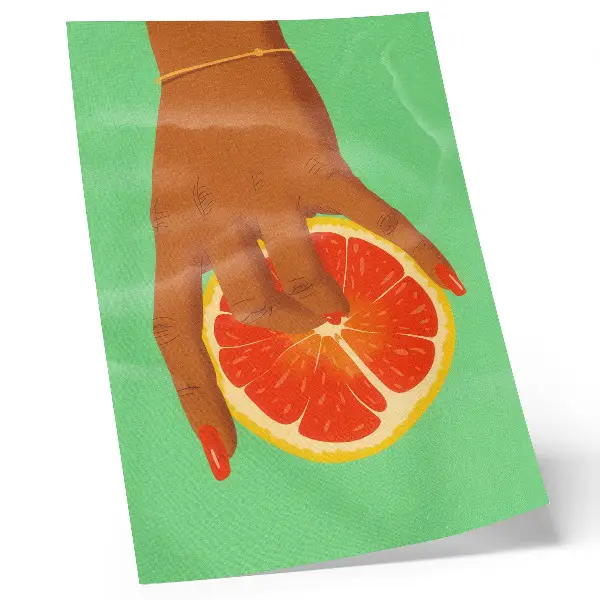 Wandposter hand met grapefruit in levendige popartstijl
