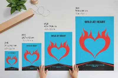 Decoratieve poster met rode vlammen in een hartvorm op een blauwe achtergrond in modern thema
