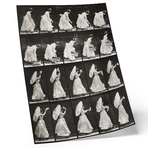 Poster Vrouw die een mand optilt en met een zakdoek zwaait (1887) – foto van Eadweard Muybridge