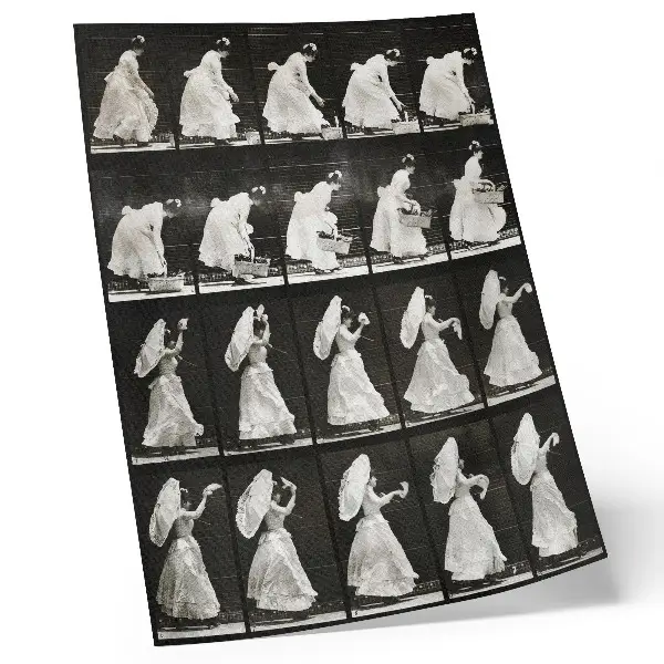 Poster Vrouw die een mand optilt en met een zakdoek zwaait uit 1887 van Eadweard Muybridge
