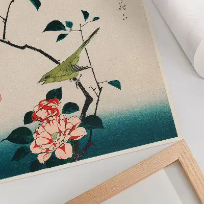Wandposter met een Ukiyo-e illustratie van een camelia en een nachtegaal door Utagawa Hiroshige