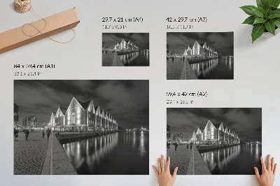 Poster Monochromatische architectuur met weerspiegeling in het water