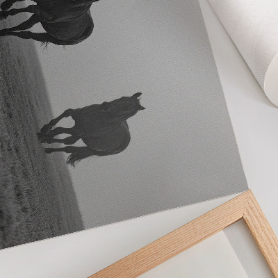 Poster Rennende paarden, zachte mist, vredige ruimte