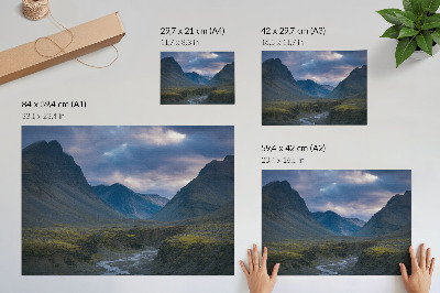 Poster Bergen in de wolken, blauwe rust, natuur