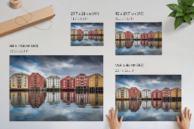 Stijlvolle wandposter Kleurrijke gebouwen aan het water - een harmonieuze compositie
