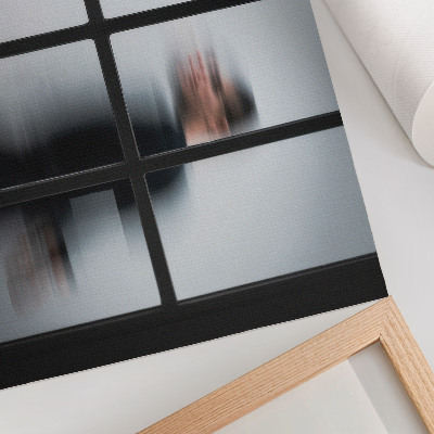 Poster Zwart silhouet achter een glazen frame, grijs minimalisme