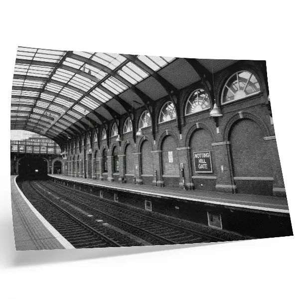 Wandposter met een elegant design van stedelijke architectuur met licht en schaduw