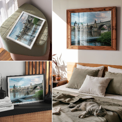 Moderne decoratieve poster Brug over de rivier, historische architectuur, vrede