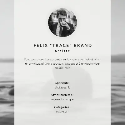 Moderne decoratieve poster met een harmonieus monochroom contrast van een appel aan een tak