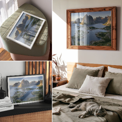 Moderne decoratieve poster Bergen en een rustige baai met kleurrijke huizen