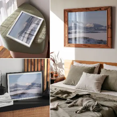 Stijlvolle wandposter besneeuwde bergen met een winterlandschap onder een heldere hemel