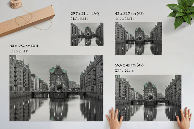 Stijlvolle wandposter Kanaal met industriële gebouwen, weerspiegelingen in het water