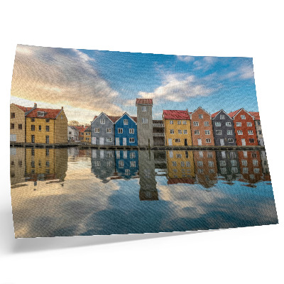Stijlvolle wandposter Kleurrijke huizen met weerspiegelingen in het water, architectuur