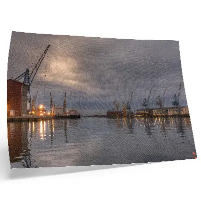 Moderne decoratieve poster havenkranen weerspiegeld in het water