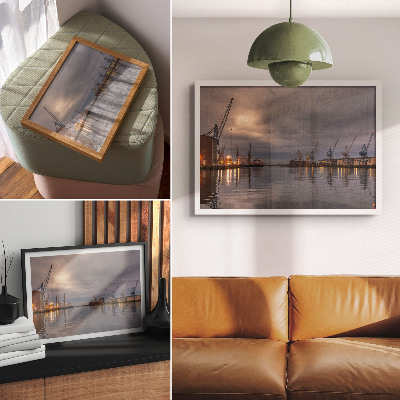 Moderne decoratieve poster Havenkranen in de atmosfeer weerspiegeld in het water