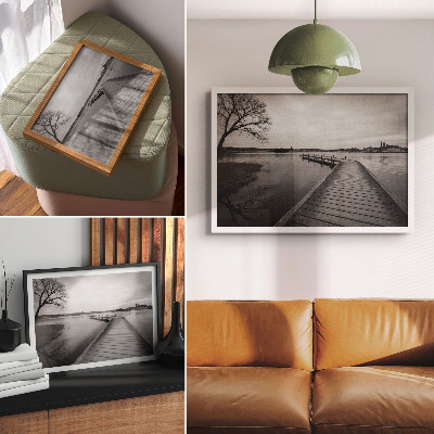 Poster Zwart-wit landschap, houten pier, rustig meer