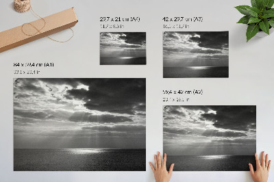 Stijlvolle wandposter Een dynamische hemel boven een kalme oceaan.