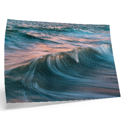 Moderne decoratieve poster Dynamische golven van turkooizen en blauwe zonsondergang