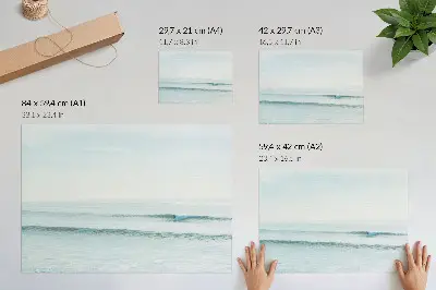 Poster minimalistische oceaan met surfers in een rustige stijl