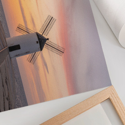 Stijlvolle wandposter Windmolen in het licht van de zonsondergang, zee, pastelkleurige lucht