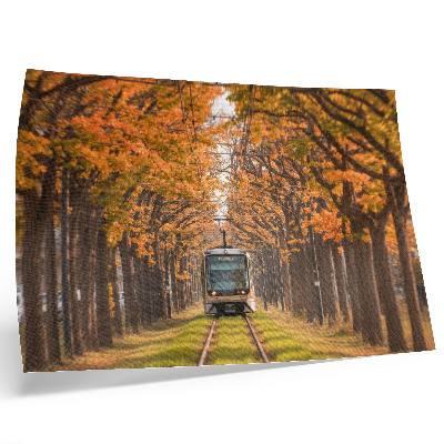 Moderne decoratieve poster Herfsttunnel met een tram in het midden
