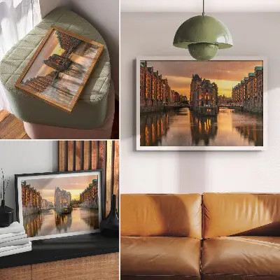 Poster met rustig water, bakstenen gebouwen en warm licht