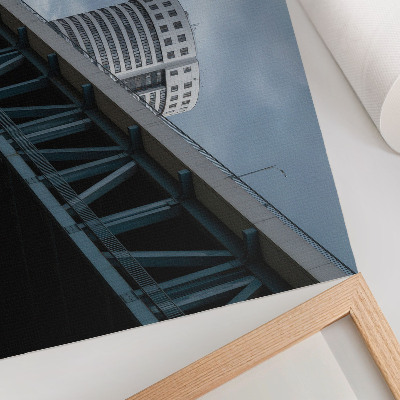 Stijlvolle wandposter Brug en wolkenkrabbers moderniteit symmetrie elegantie
