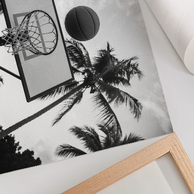 Poster Basketbalmand tussen palmbomen op een zwart-witte achtergrond