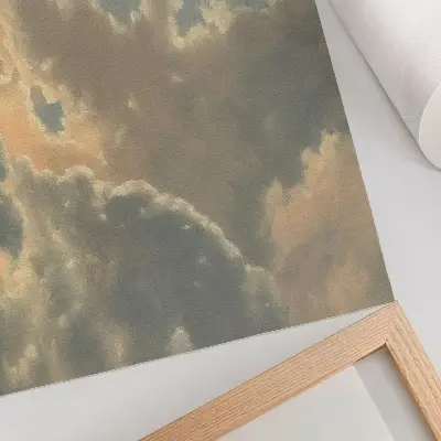 Stijlvolle wandposter wolken in de lucht in grijze en beige tinten
