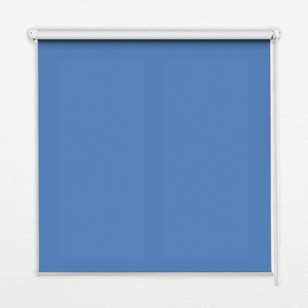 Binnenrolgordijn voor raam in blauw