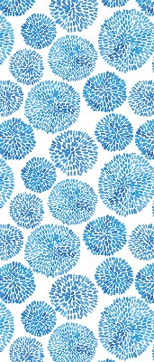 Binnenrolgordijn voor raam met blauwe bloemblaadjescirkels