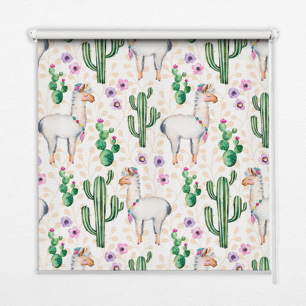 Binnenrolgordijn voor raam met lama's en cactussen